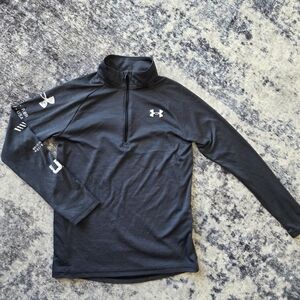 Under Armour Heatgear Dark Gray Quarter-Zip Top